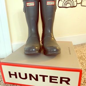 Size 8 Hunter Boots